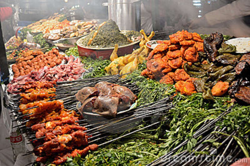 Food tasting tour in the medina of Marrakech 